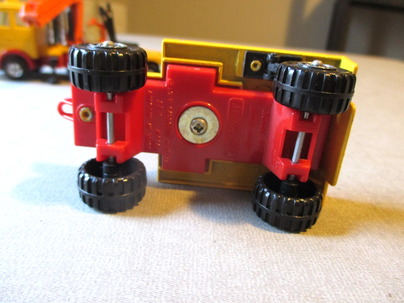 1981- MATCHBOX SUPER KINGS -K-43- MERCEDES TRACTOR-TRUCK LOG CARRIER MINT TOY