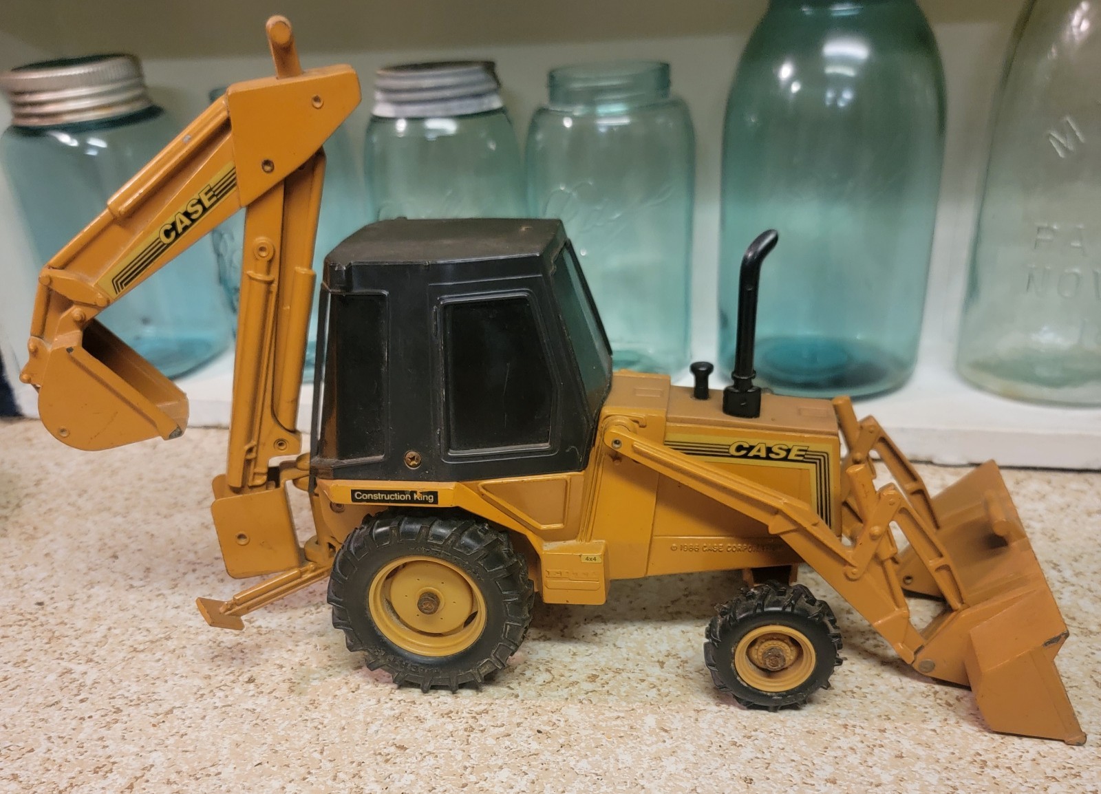 Ertl Case 4×4 Backhoe Loader Diecast Yellow Black Construction Vehicle 1986