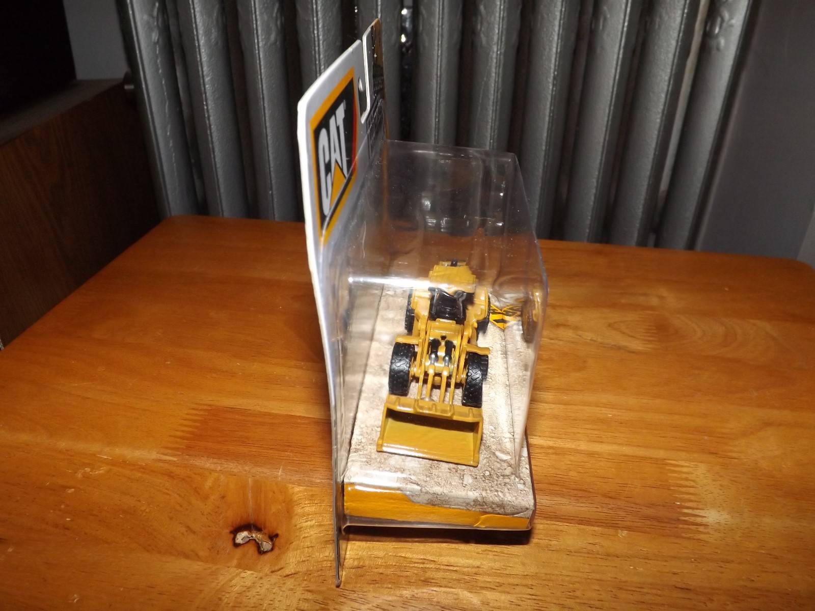 CAT METAL MACHINES, DIE CAST 980K WHEEL LOADER, 1:94 SCALE, 4″ LONG, NIP, 2016