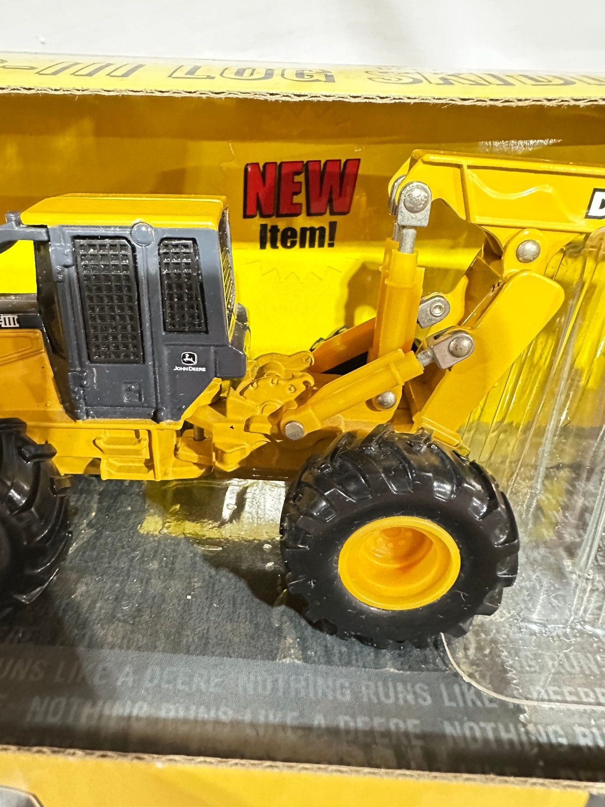 John Deere 648G-III Log Skidder Yellow Version By Ertl 1/50th Scale