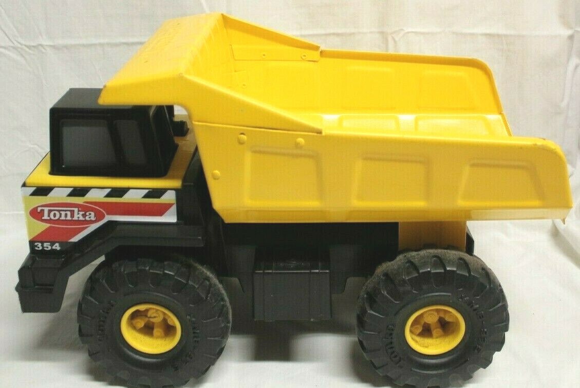 Tonka 354 Dump Truck 2012 Hasbro