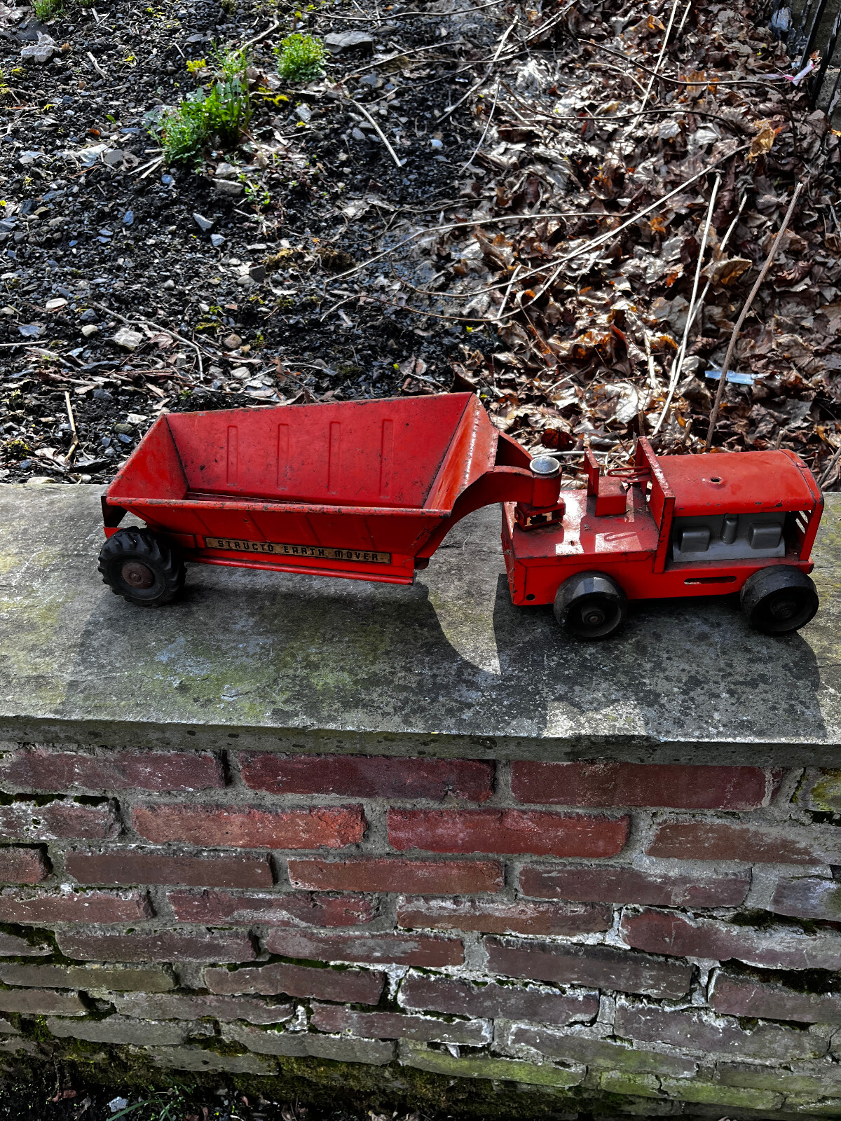 lot of 2 Structo & Tonka pressed steel Scraper Tonka Mini Scraper Earth Mover