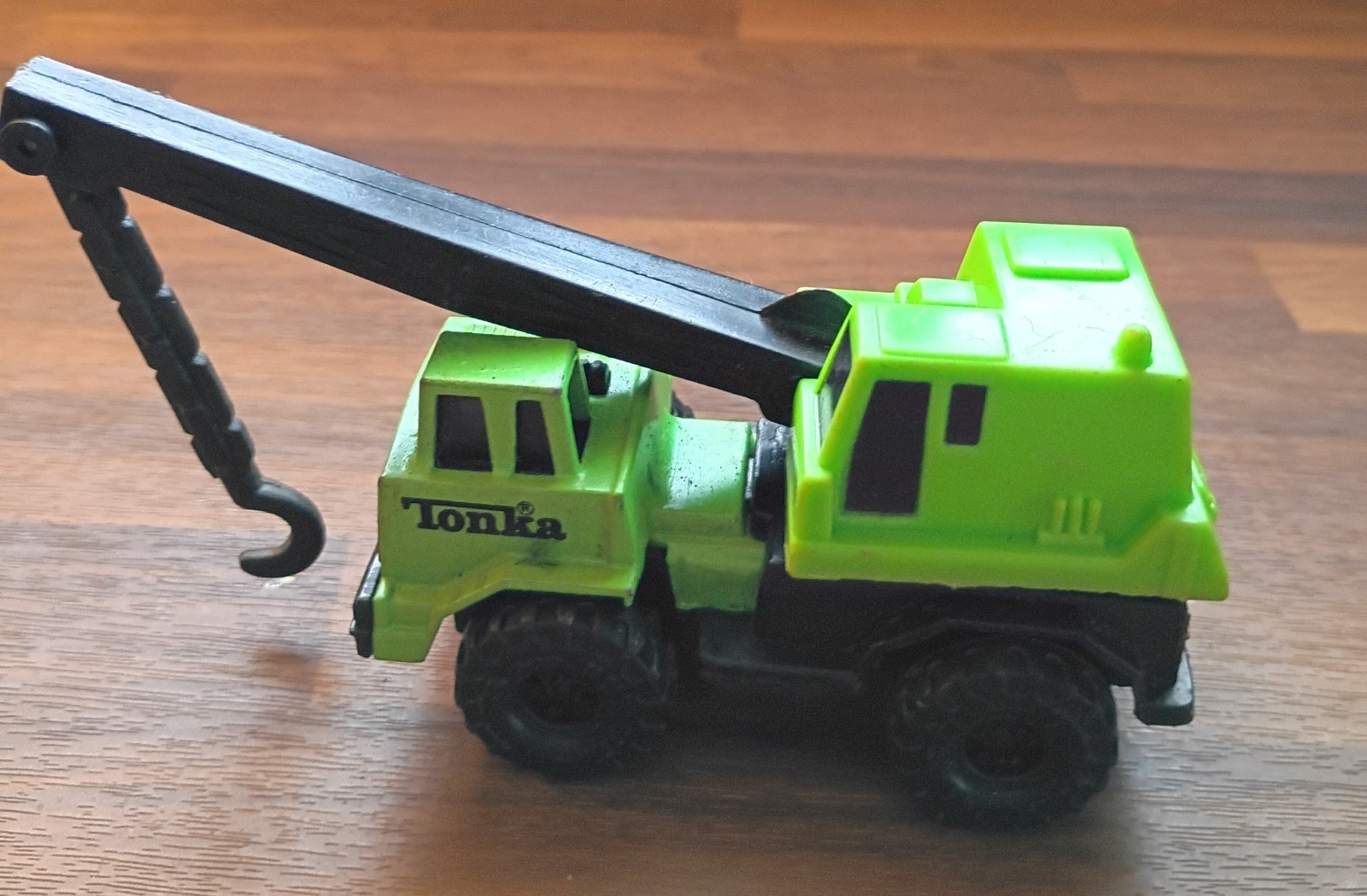 Tonka 1990 Front End Loader 1:64 Scale With Moving Loader Bucket & Crane Y2K Toy
