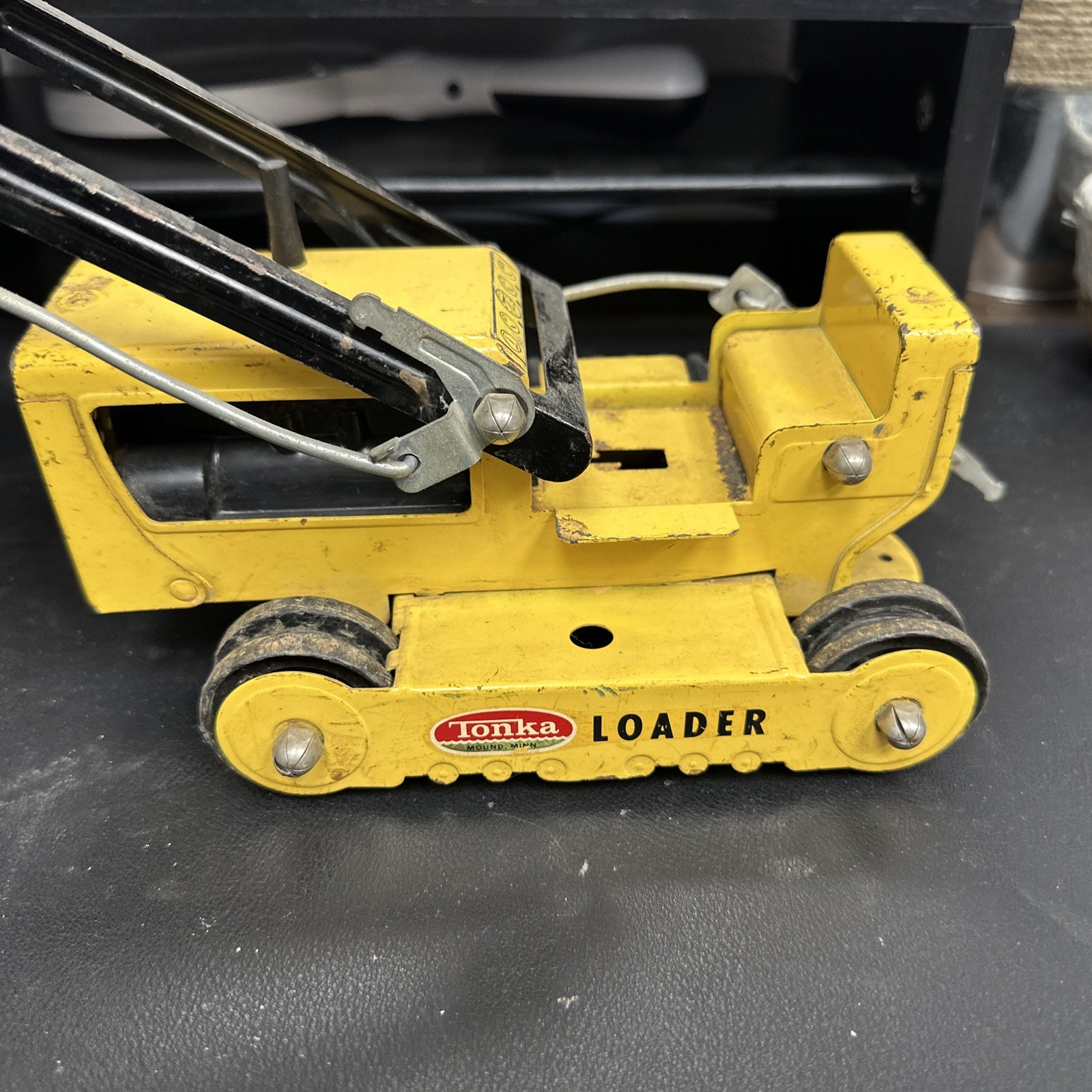Vintage Tonka #352 Pressed Steel Yellow Loader