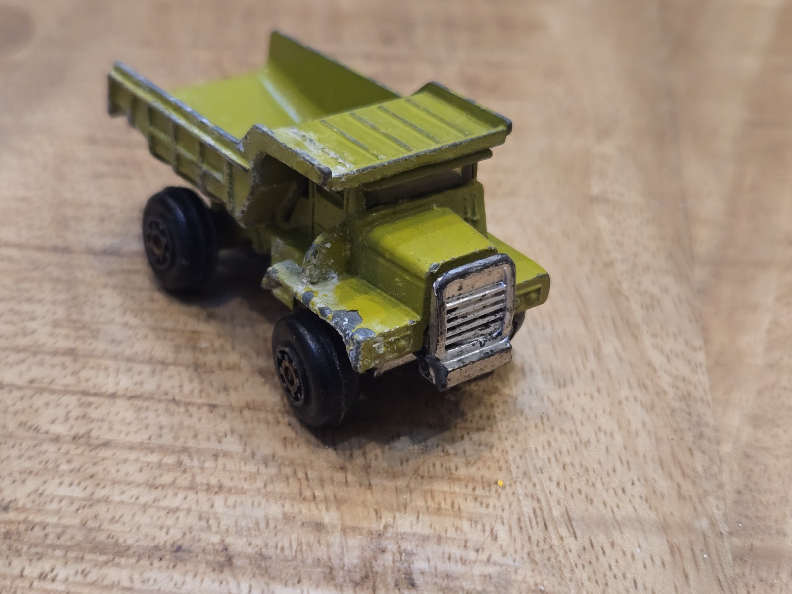 Corgi Dump Truck Diecast Metal Construction Vehicle Toy – Green 1:64 Vintage