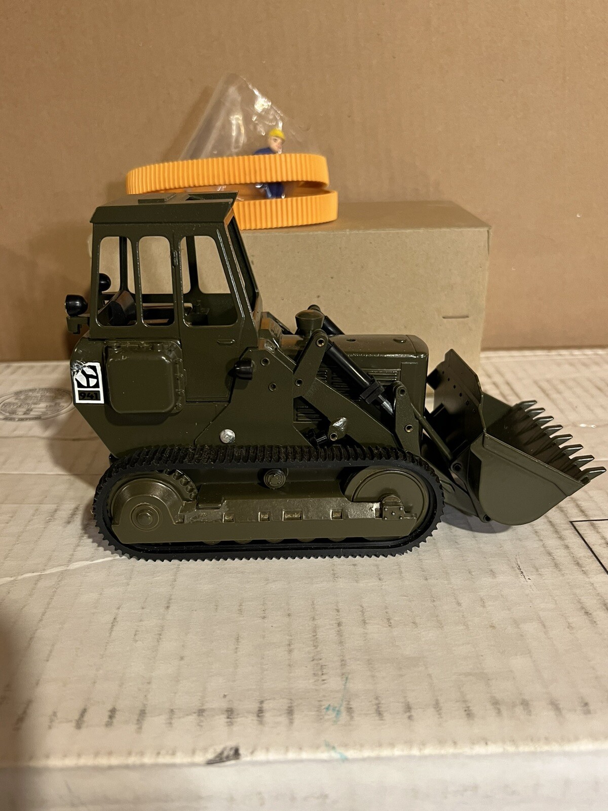 RARE NZG Caterpillar 941 Track-Type Loader Military Green W/ Orange Tracks