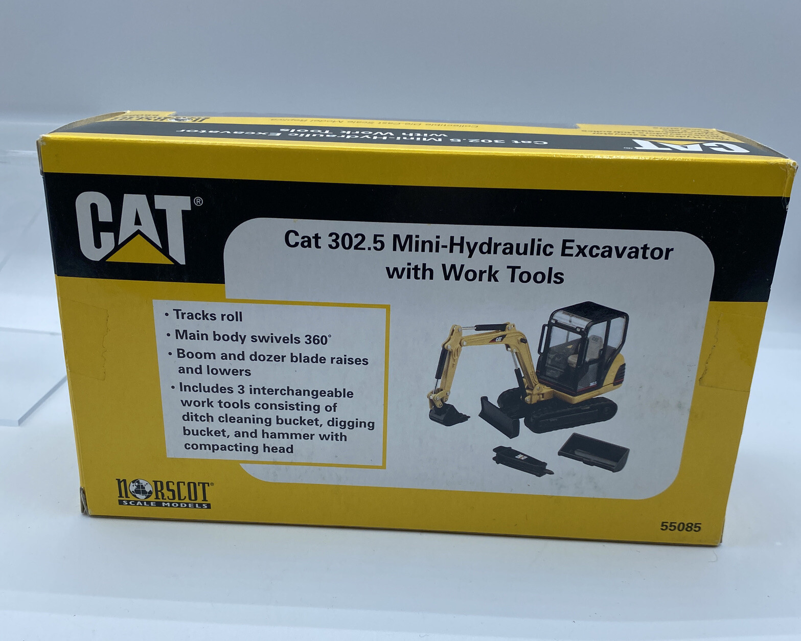 Vintage 2001 Norscott CAT 302.5 Mini-Hydraulic Excavator with Work Tools #55085