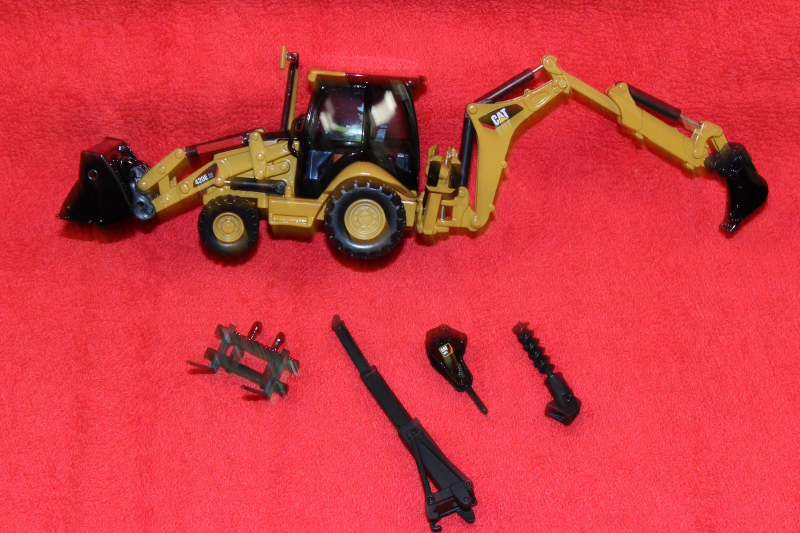 85143 Cat 420E Backhoe Loader NEW IN BOX