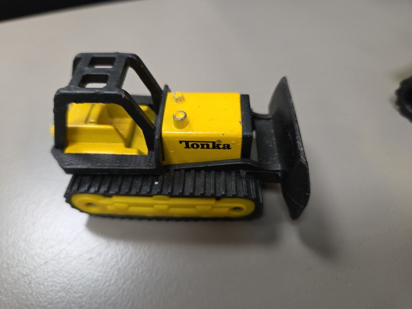 Tonka 1994 Die-Cast/plastic McDonalds Caterpillar Bulldozers Dump Truck Lot of 3