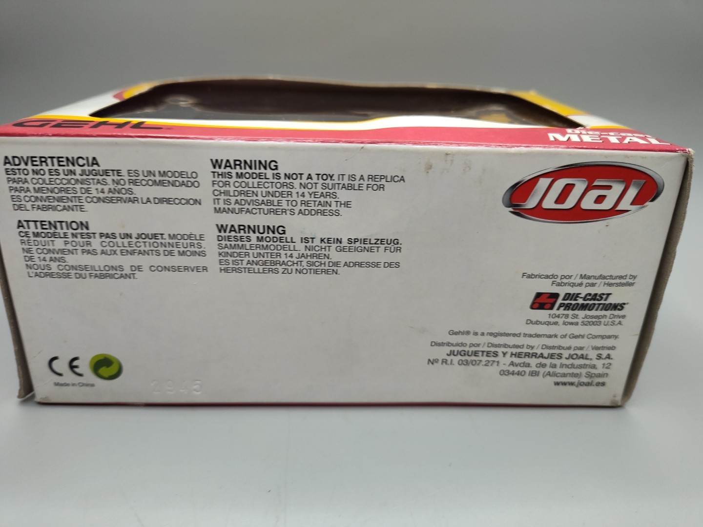 JOAL Gehl 5635 Skid Loader 1/25 Diecast Model NIB