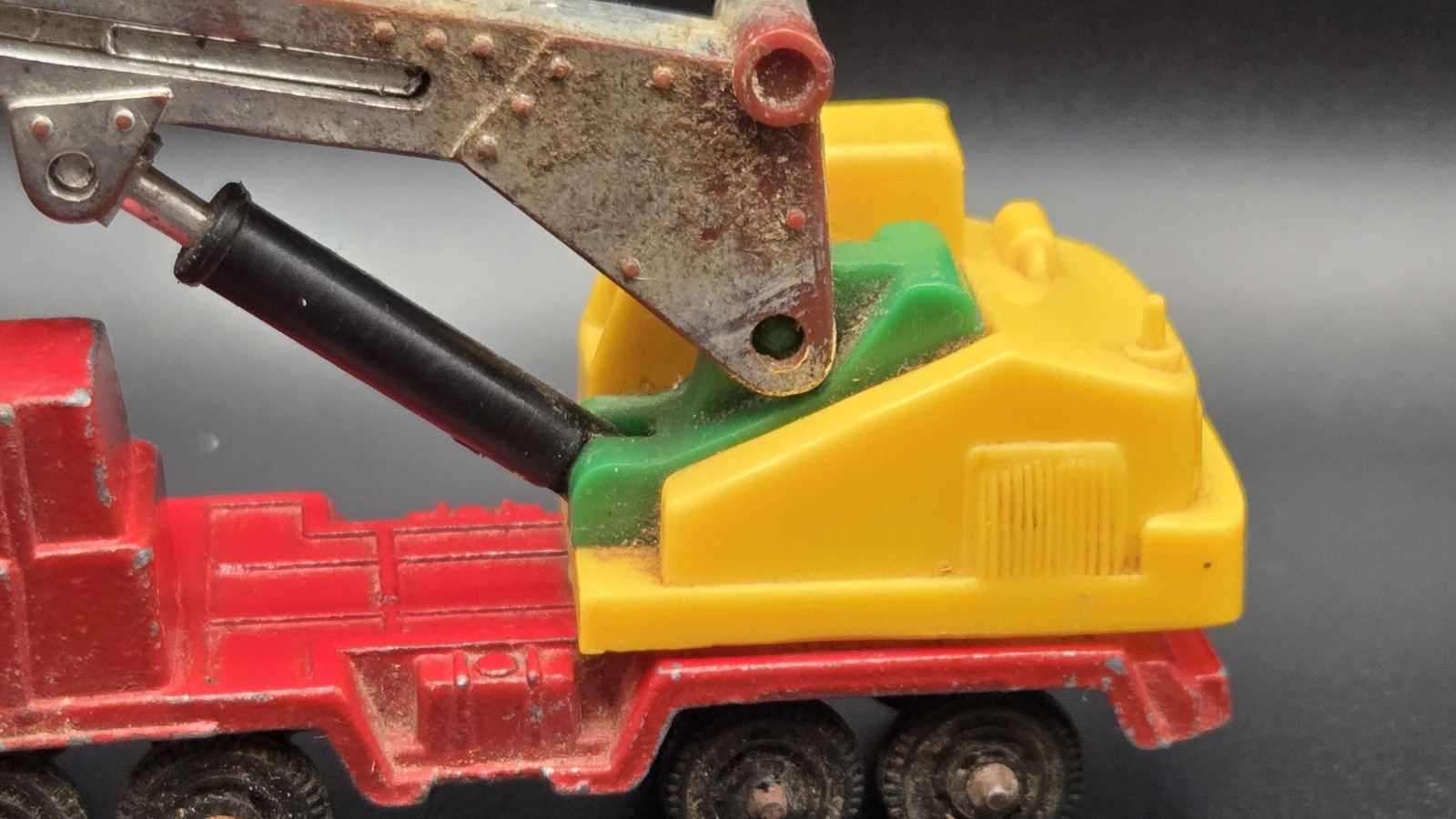 Vintage Tootsie Toy Construction Crane Works