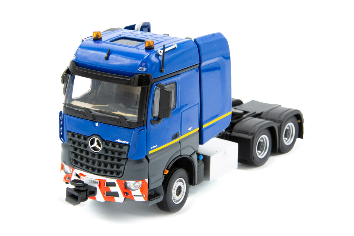 Mercedes-Benz Arocs BigSpace 6×4 – Blue Series IMC 1:50 Scale Model #33-0125 New
