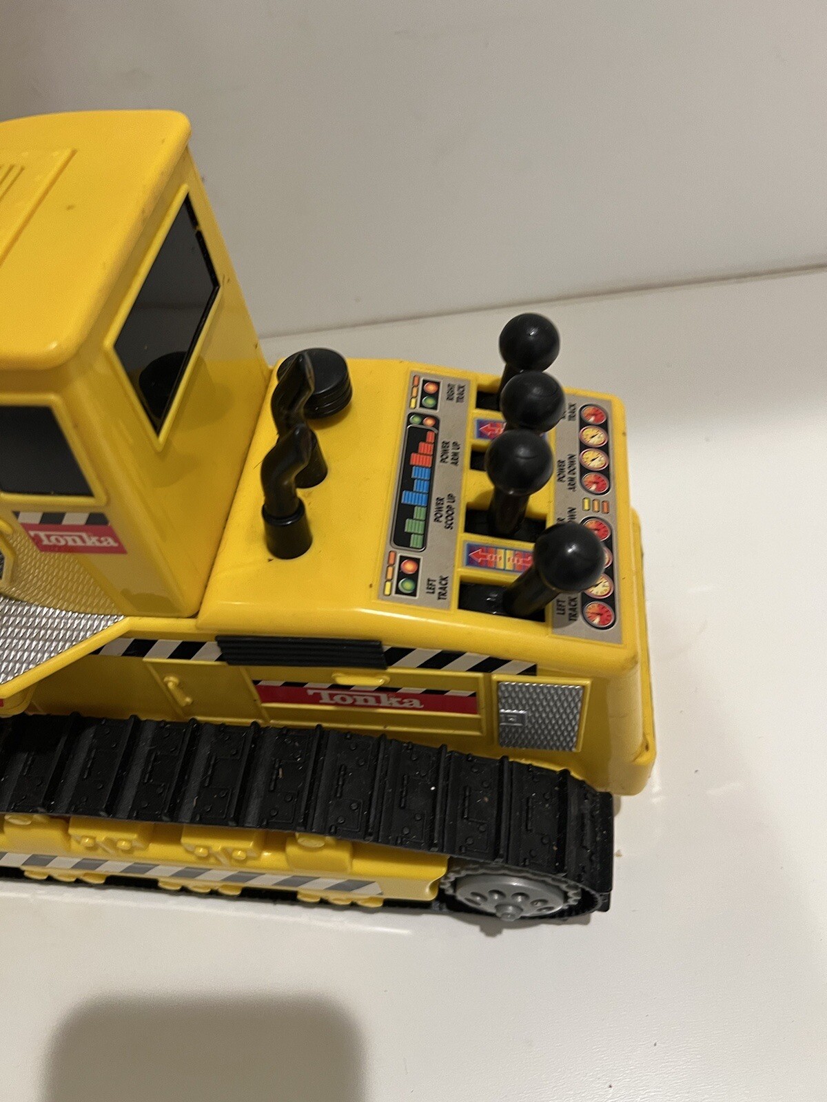 Vintage 1999 Tonka 3210 Hands On Control Truck Front End Scoop Tractor