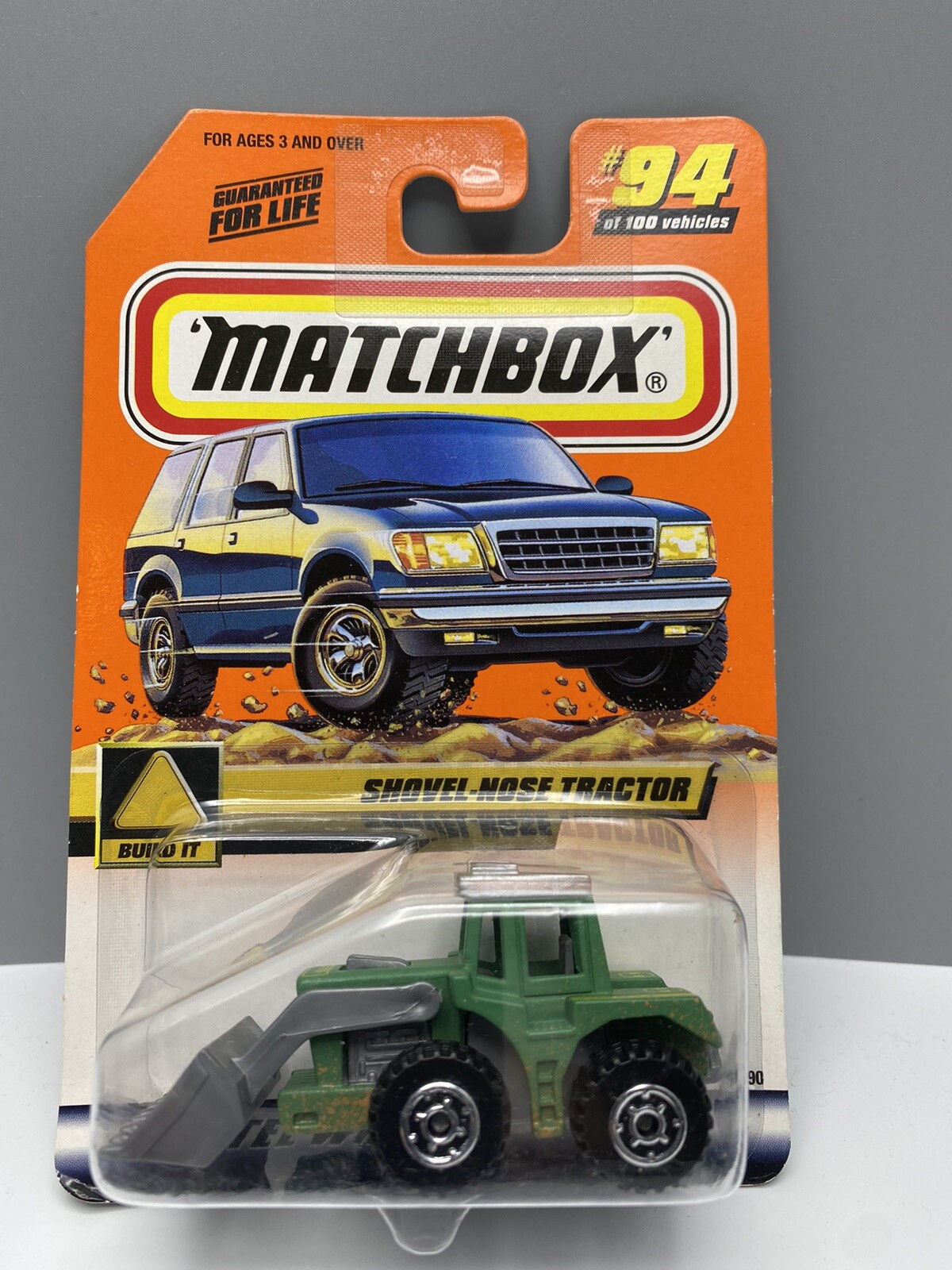 MATCHBOX TRACTOR SHOVEL – GREEN #94 1999 – CONSTRUCTION – Unopened