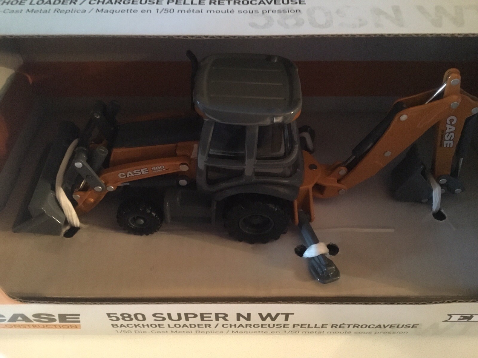 1:50 Scale Case 580 Super N WT Backhoe Loader by ERTL 14991