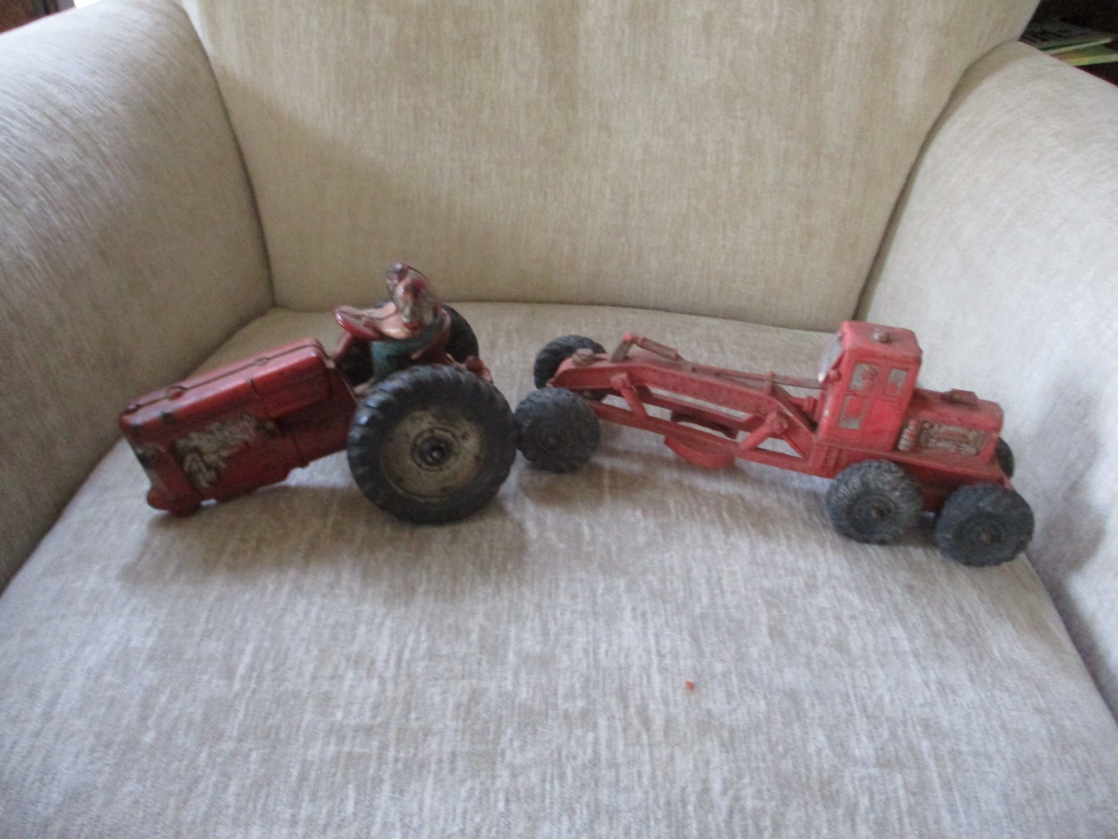 Vintage Auburn Red Rubber Road Grader & Tractor