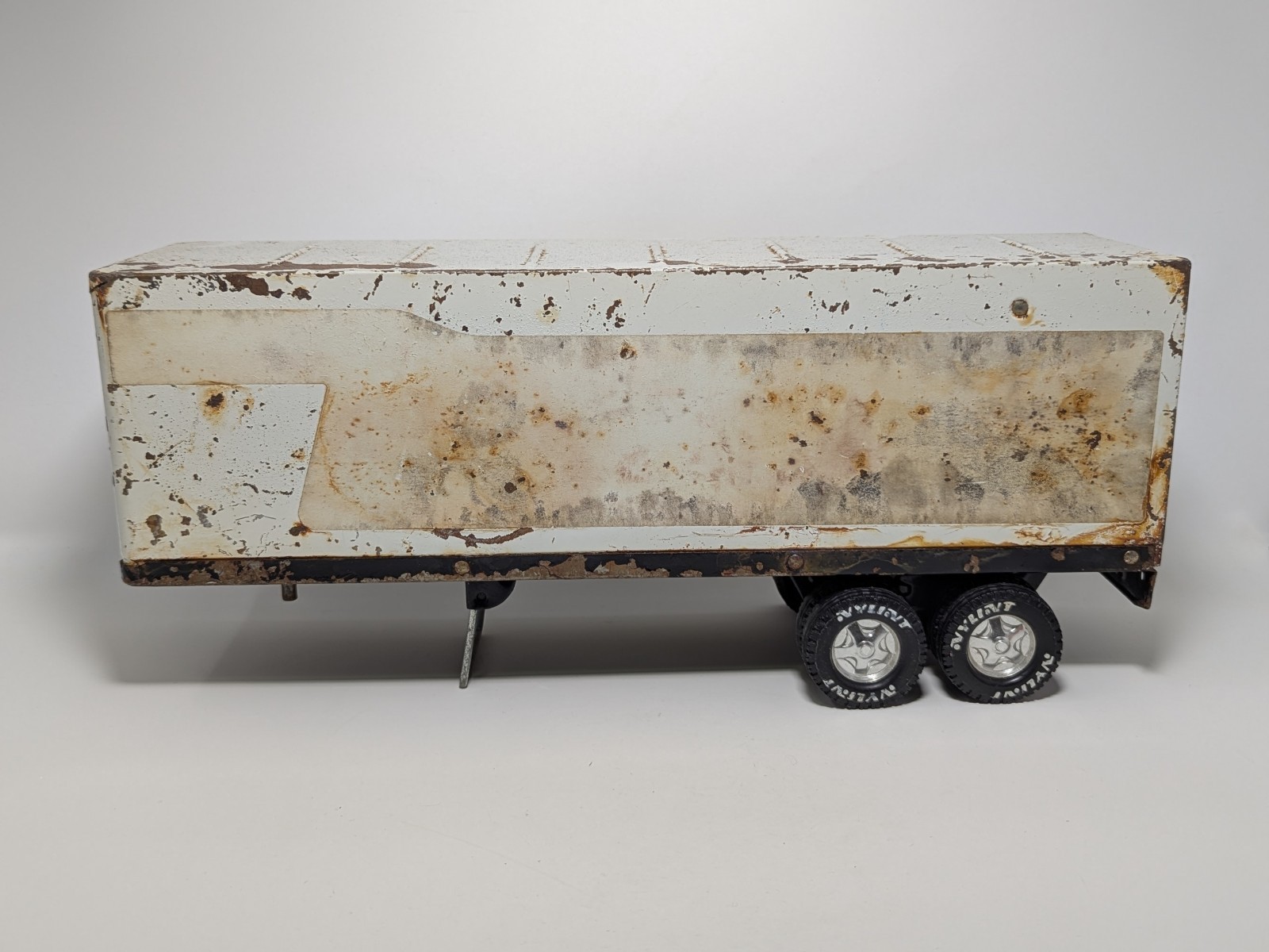 1970’s Nylint 17″ Container Carrier Transport Trailer, Pressed Steel
