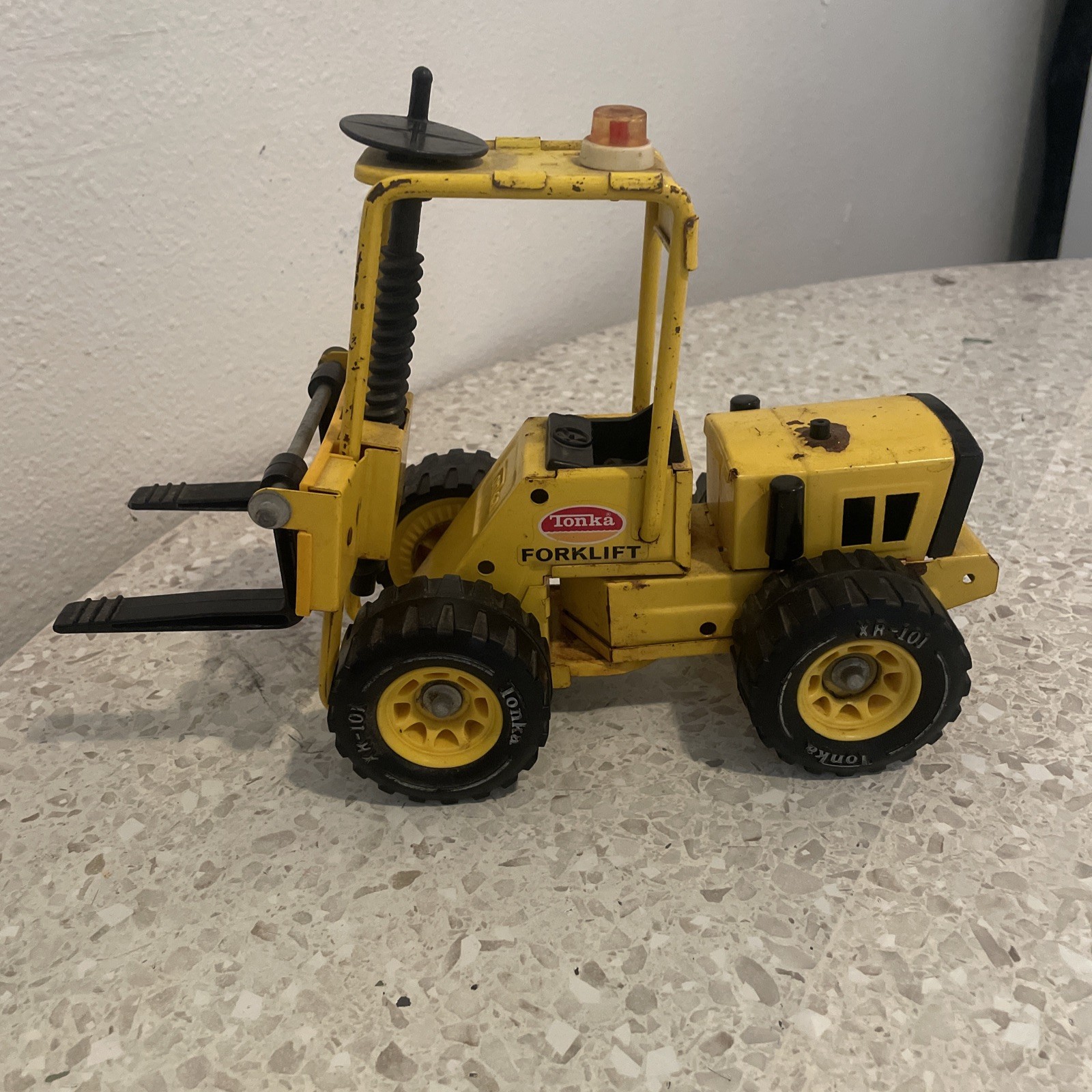 Tonka Forklift Truck # 52900 • XR-101 • Pressed Steel Metal Toy • 1970s Vintage