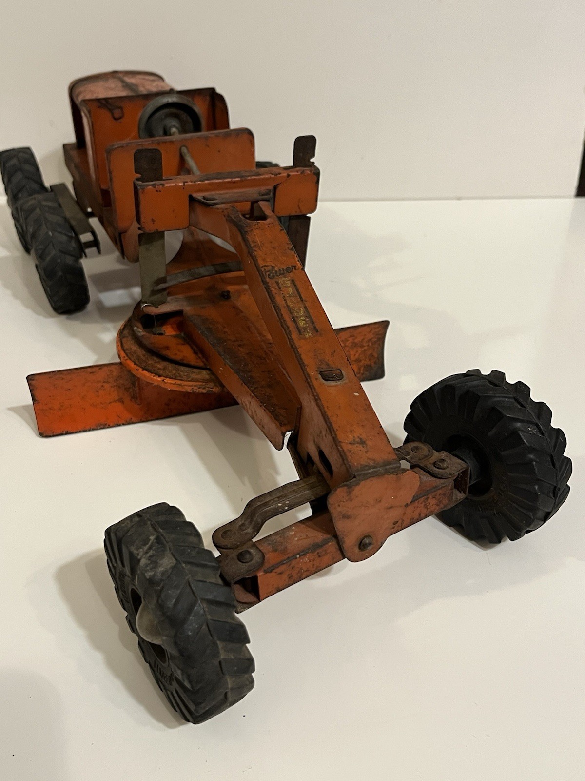 Vintage 1940’s Pressed Steel Wyandotte Power Grader With Original Tires