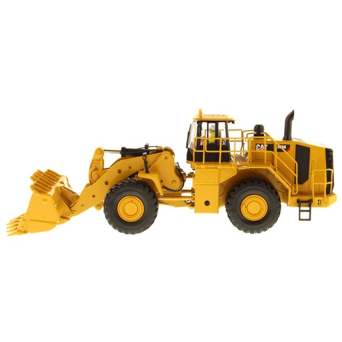 Cat 988K Wheel Loader – High Line – Diecast Masters 1:50 Scale Model #85901 New