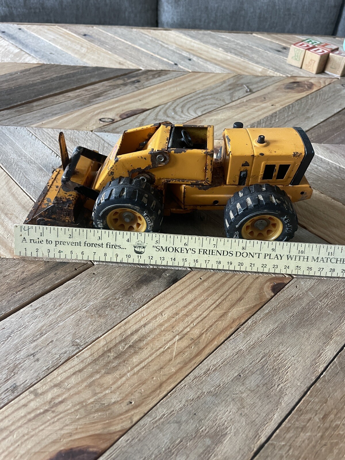 Vintage 70’s Tonka Front End Loader Pressed Steel XR-101 Tires Made In USA