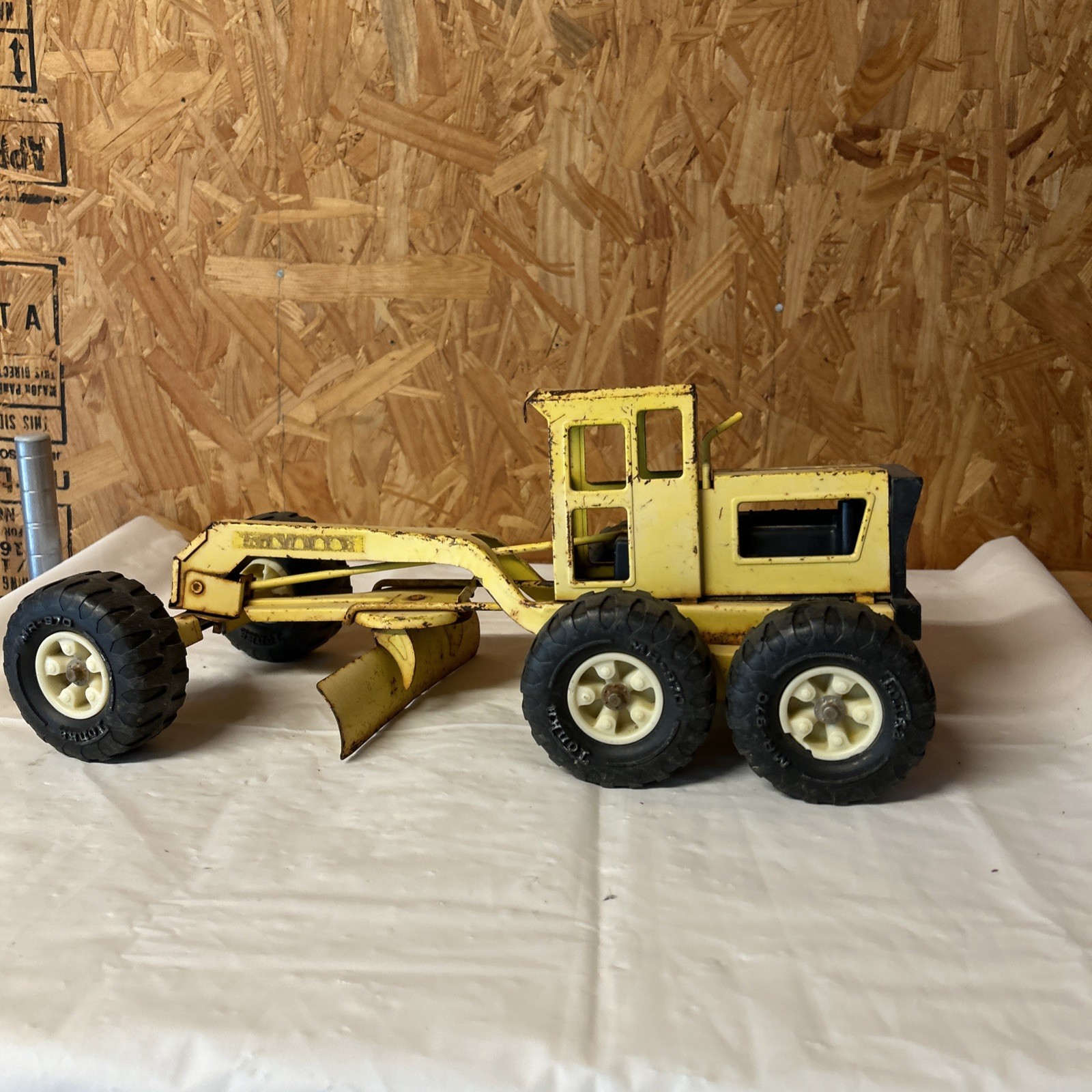 Tonka Yellow Road Grader Vintage 70s Construction Toy Vehicle Truck 9F