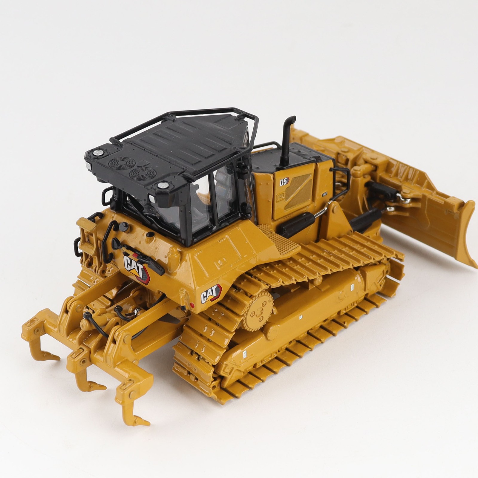 DM 1:50 CAT D5 LGP Foldable Blade Alloy Model 85752