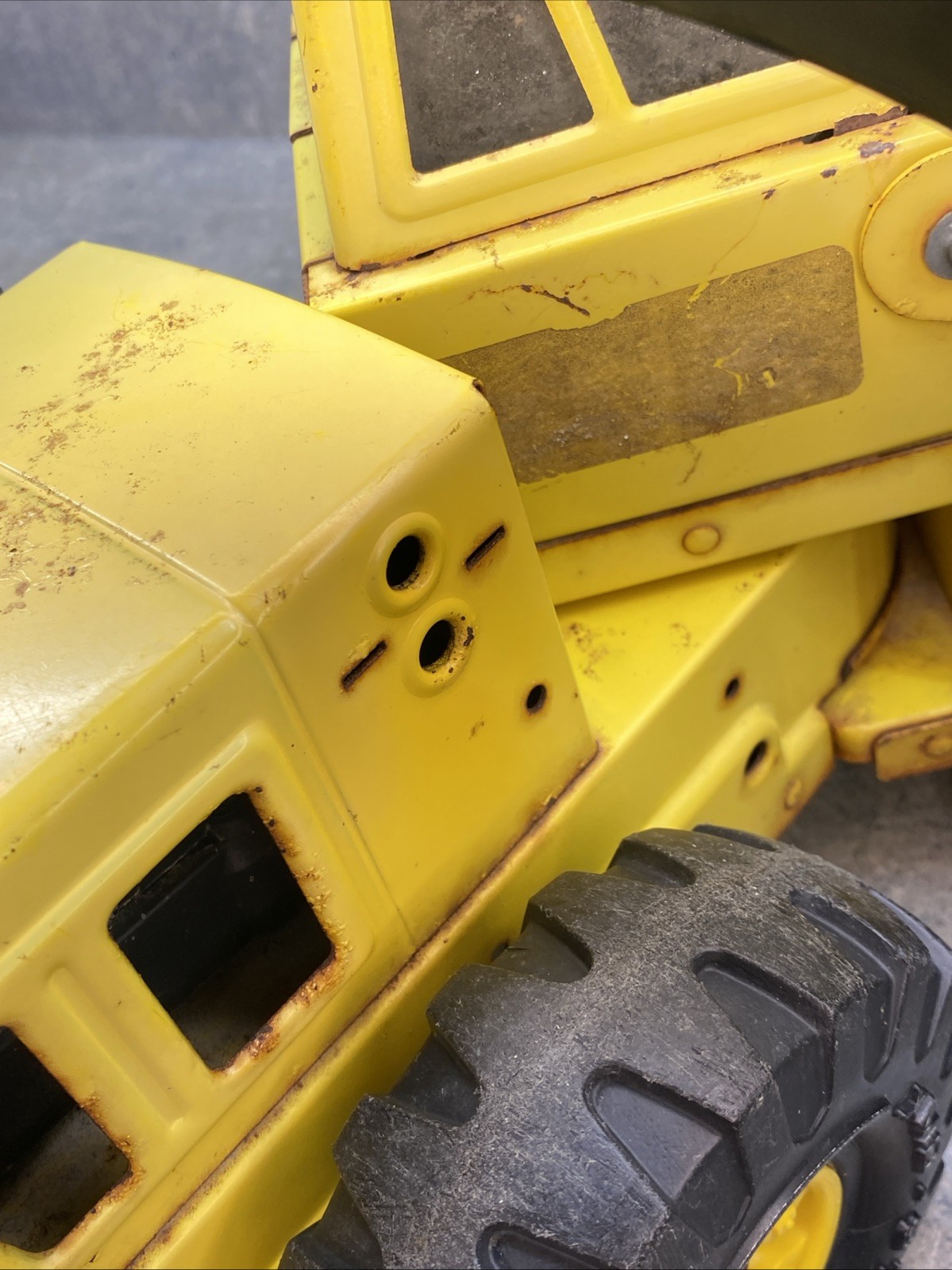 Vtg Tonka Front Loader Bulldozer Yellow Pressed Steel XMB-975 1970s