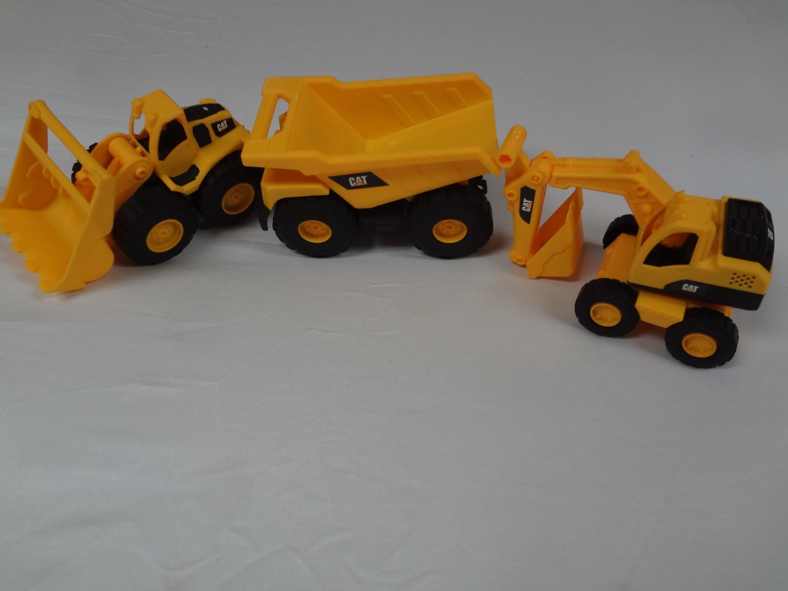 Caterpillar Mini Crew 3 Pack Construction Toys Building set – NEW