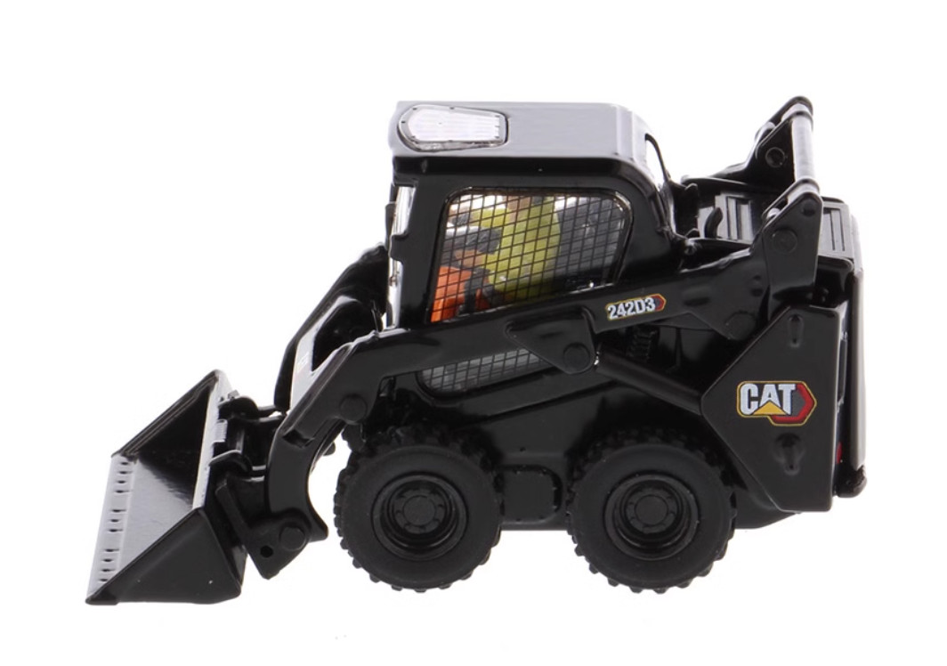 1:50 DM 242D3 Skid Steer Loader Construction Machine Equipment Diecast Model
