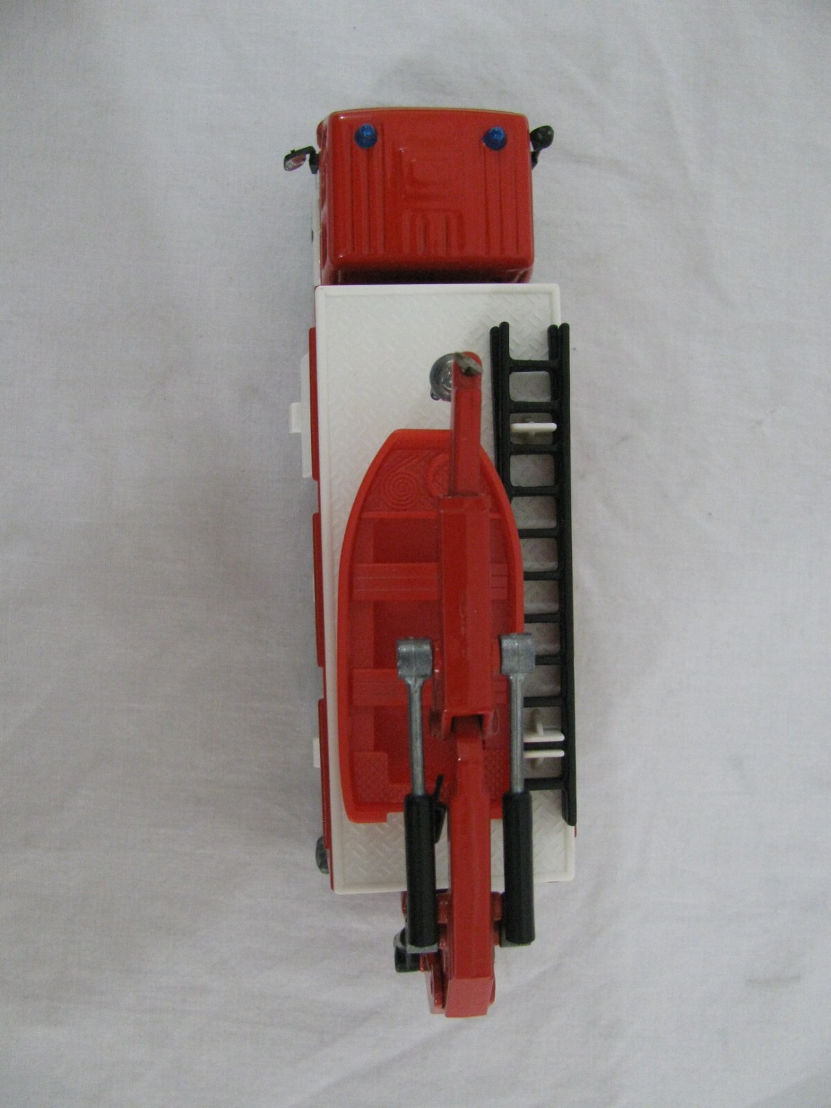 Siku 1/55 Mercedes Benz Fire Engine Feuerwehr 112 w/ Crane & Boat #3512 EX