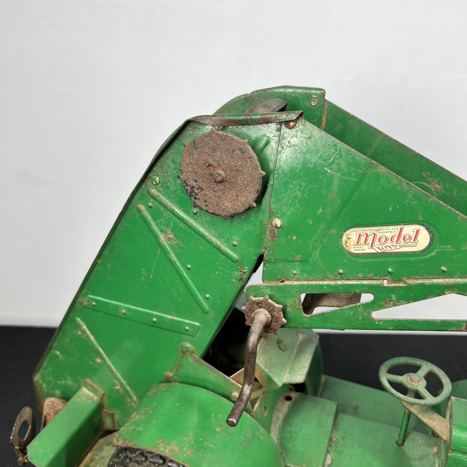 VTG Model Toys Doepke Barber Greene Back Loader Pressed Steel Conveyor