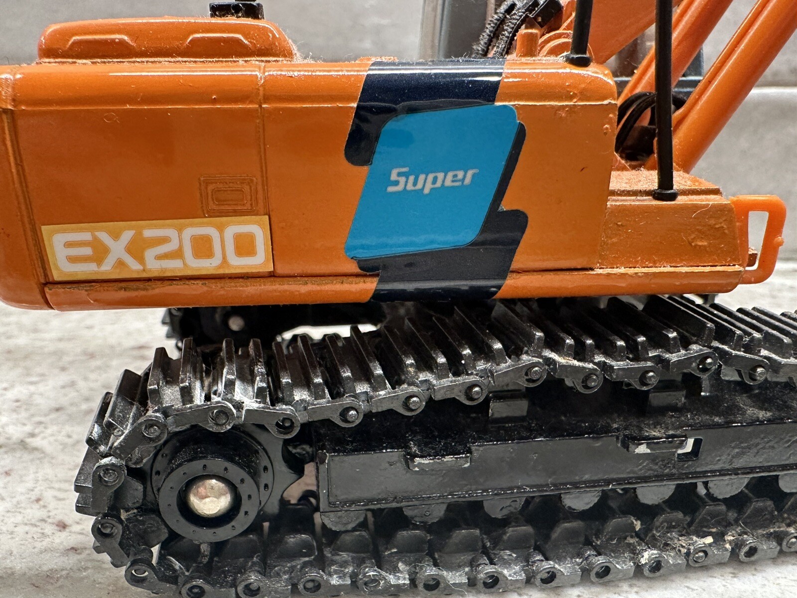 Vintage Novelty Hitachi Super EX200 Elle Excavator 1:40 Diecast Made In Japan
