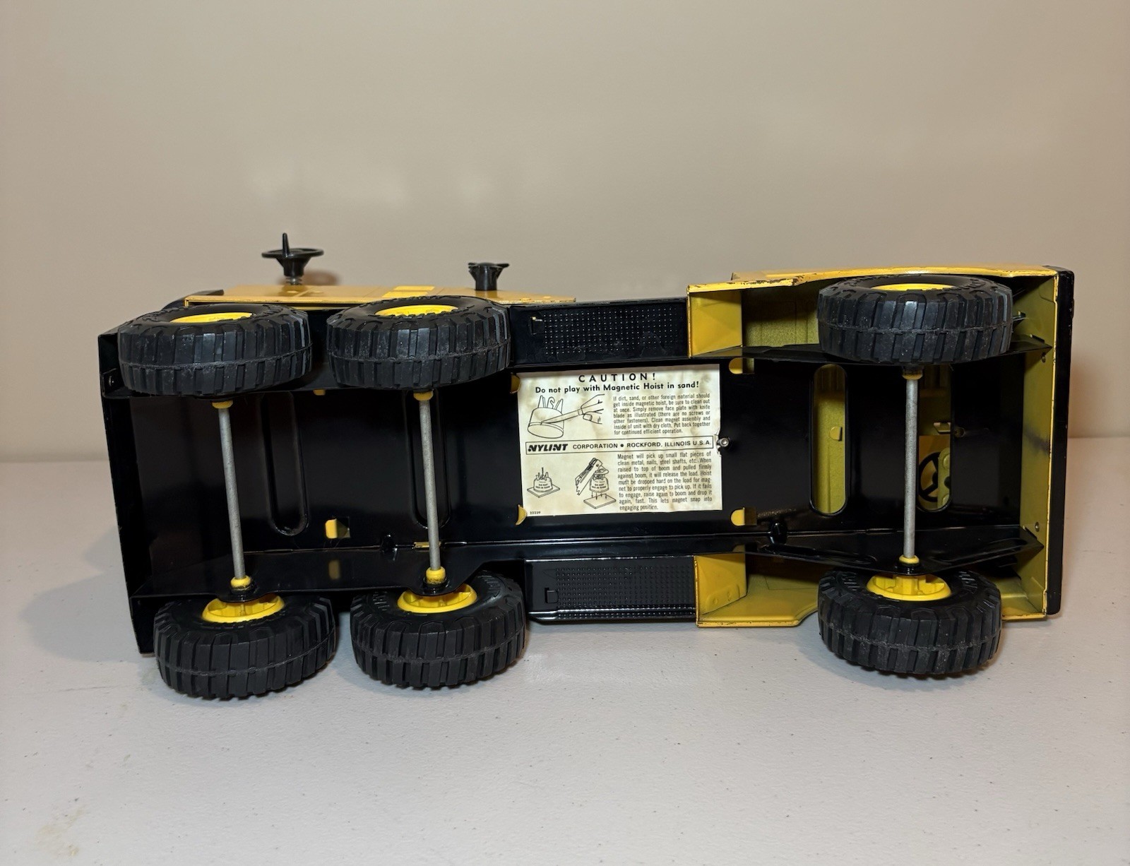 Vintage NYLINT Toy Michigan Shovel Crane T-24 Pressed Steel Yellow Truck