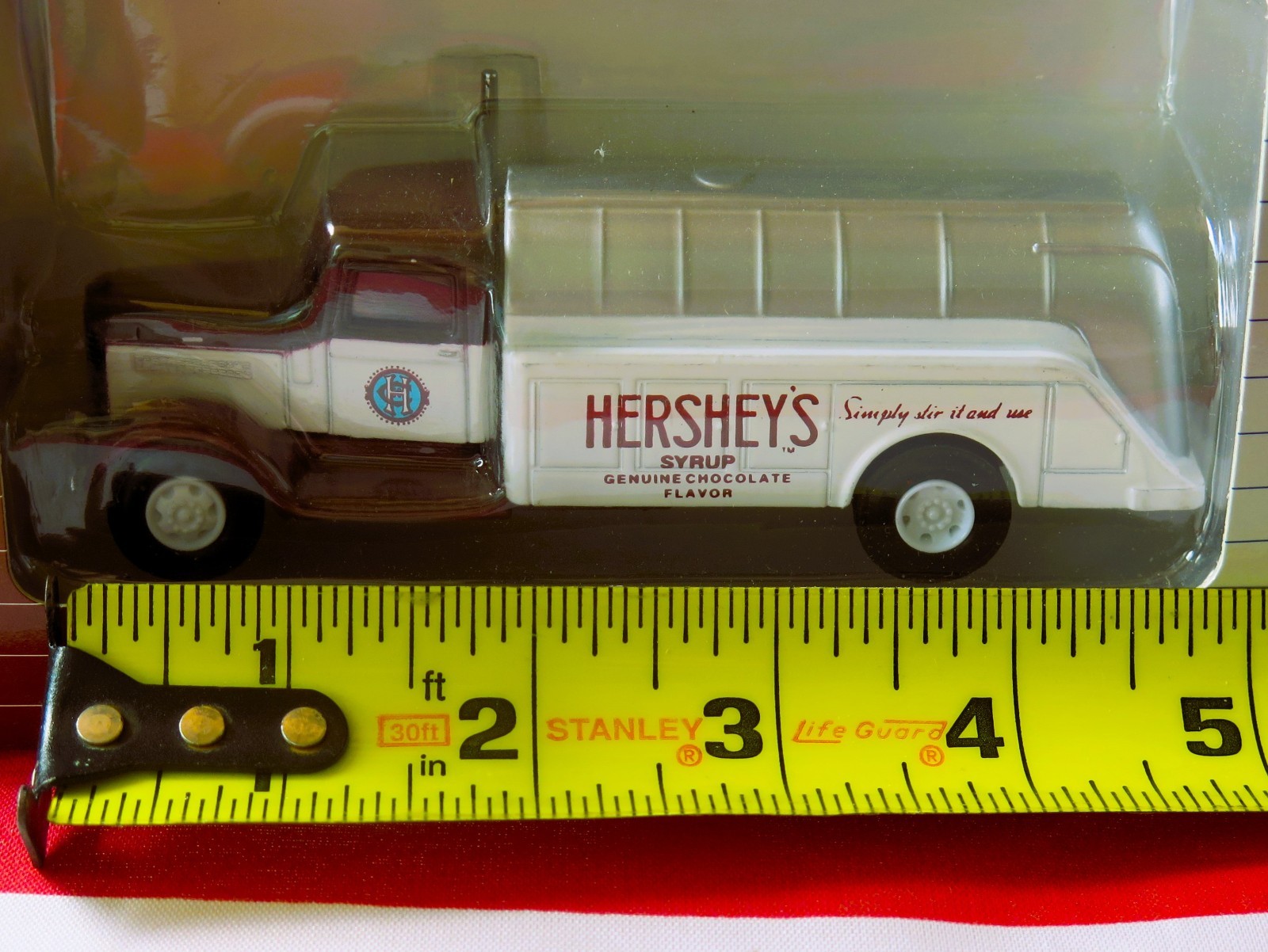 NEW AHL Peterbilt 260 Tank Truck Hershey’s Collection 1/64 Die-cast