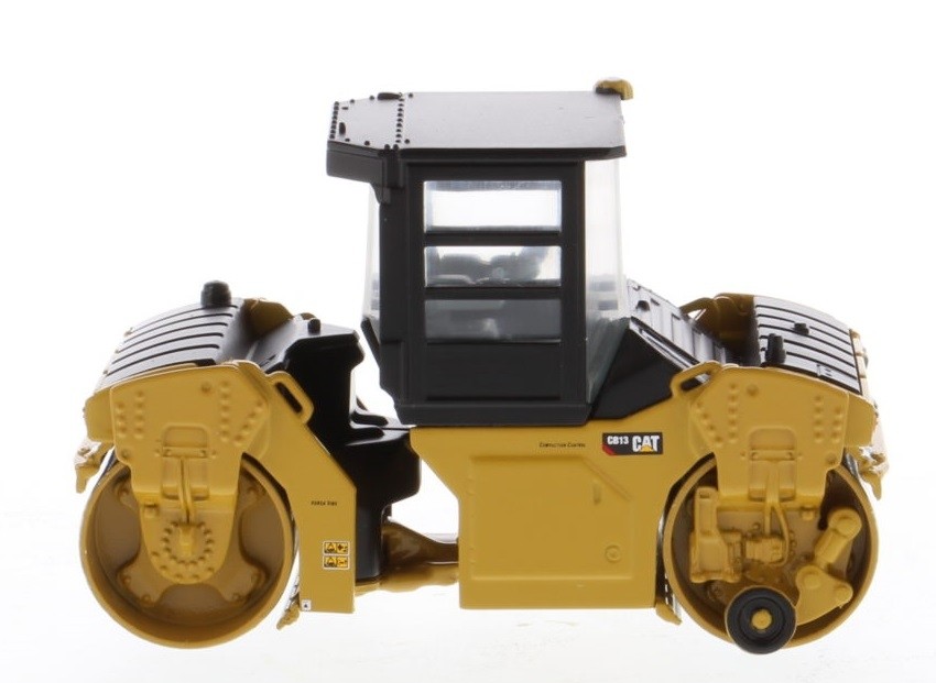 DIECAST MASTERS,CATERPILLAR CB-13 compactor with cab, 1/64, DCM85631