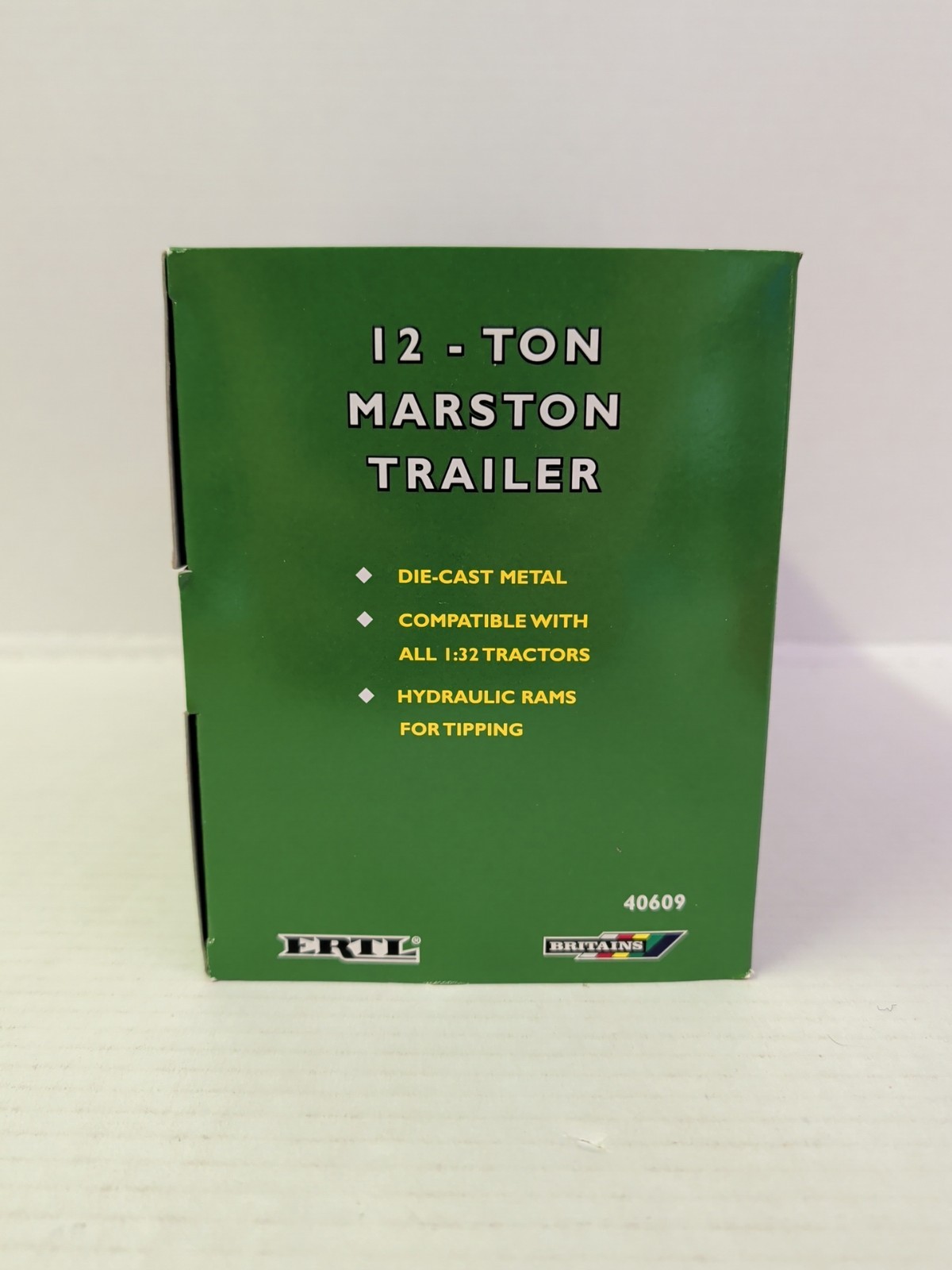 Ertl 40609 1:32 Scale John Deere Britains 12-Ton Marston Trailer