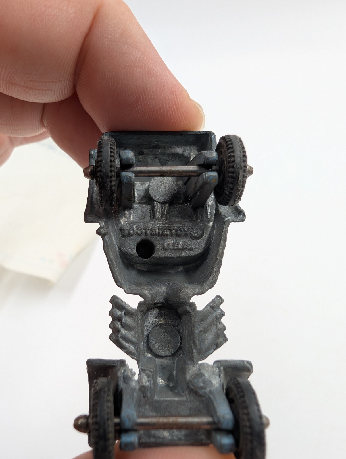 VINTAGE TOOTSIE TOY USA – FORD V8 RAT ROD with BARREL TANK – SKY BLUE CHICAGO IL