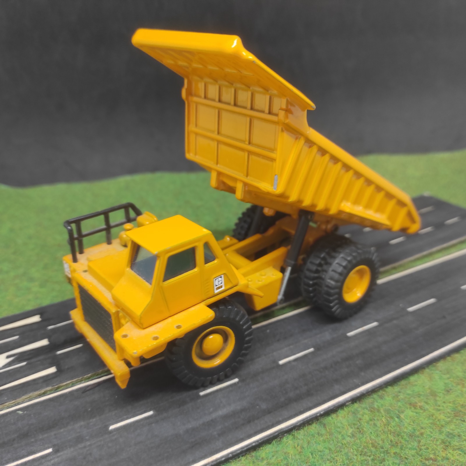 JOAL Caterpillar Cat 773 B 1/70 Dump Truck Construction Equipment No. 223