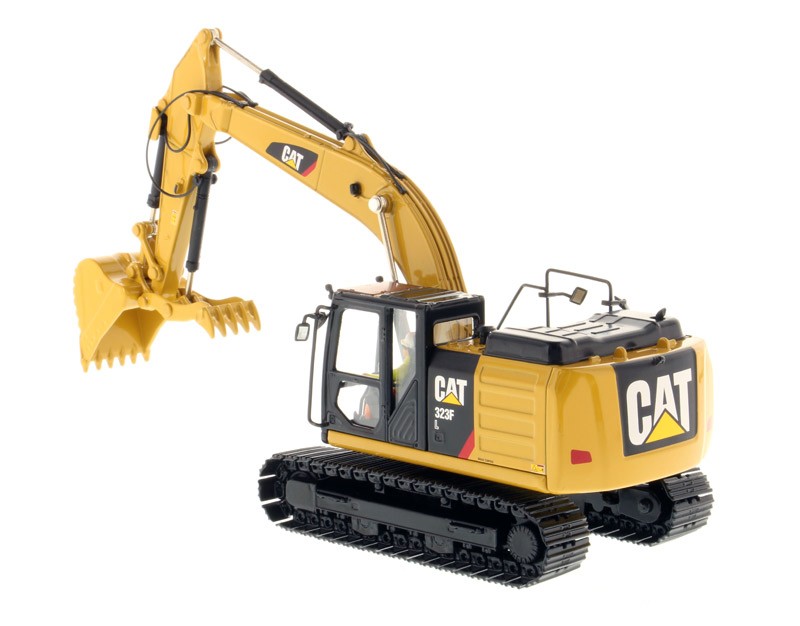 DIECAST MASTERS,CATERPILLAR 323F L tracked excavator with driver, 1/50, DCM85924