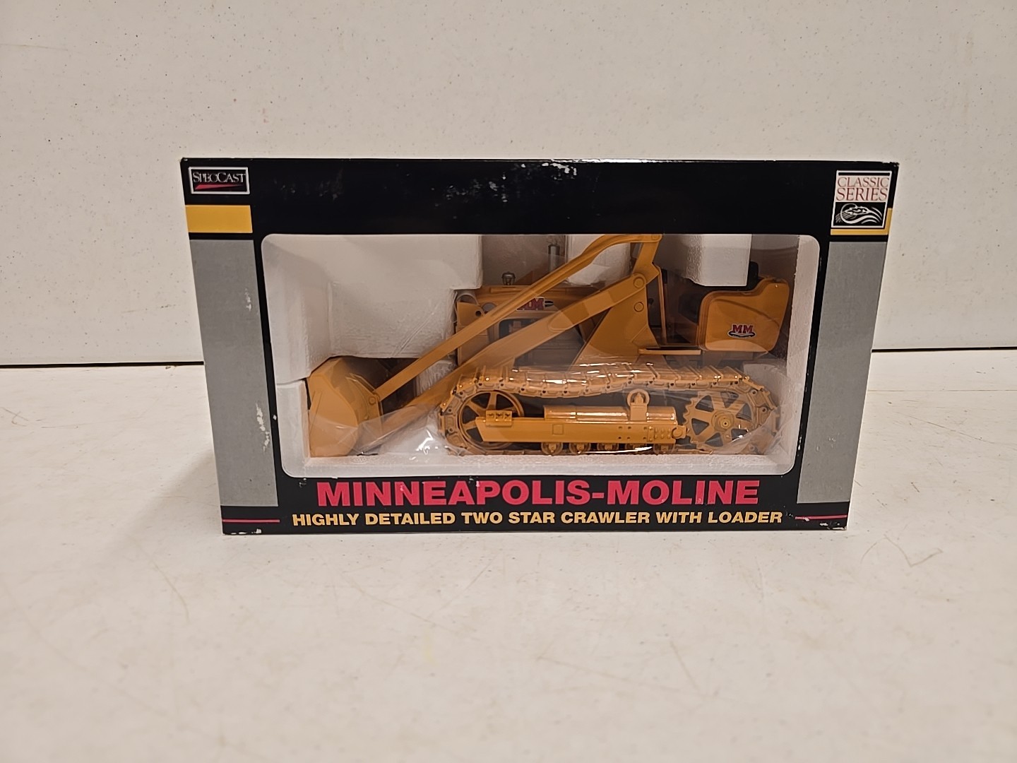 Speccast 1/16 Scale Minneapolis-Moline Two Star Craler With Loader In Box MIB