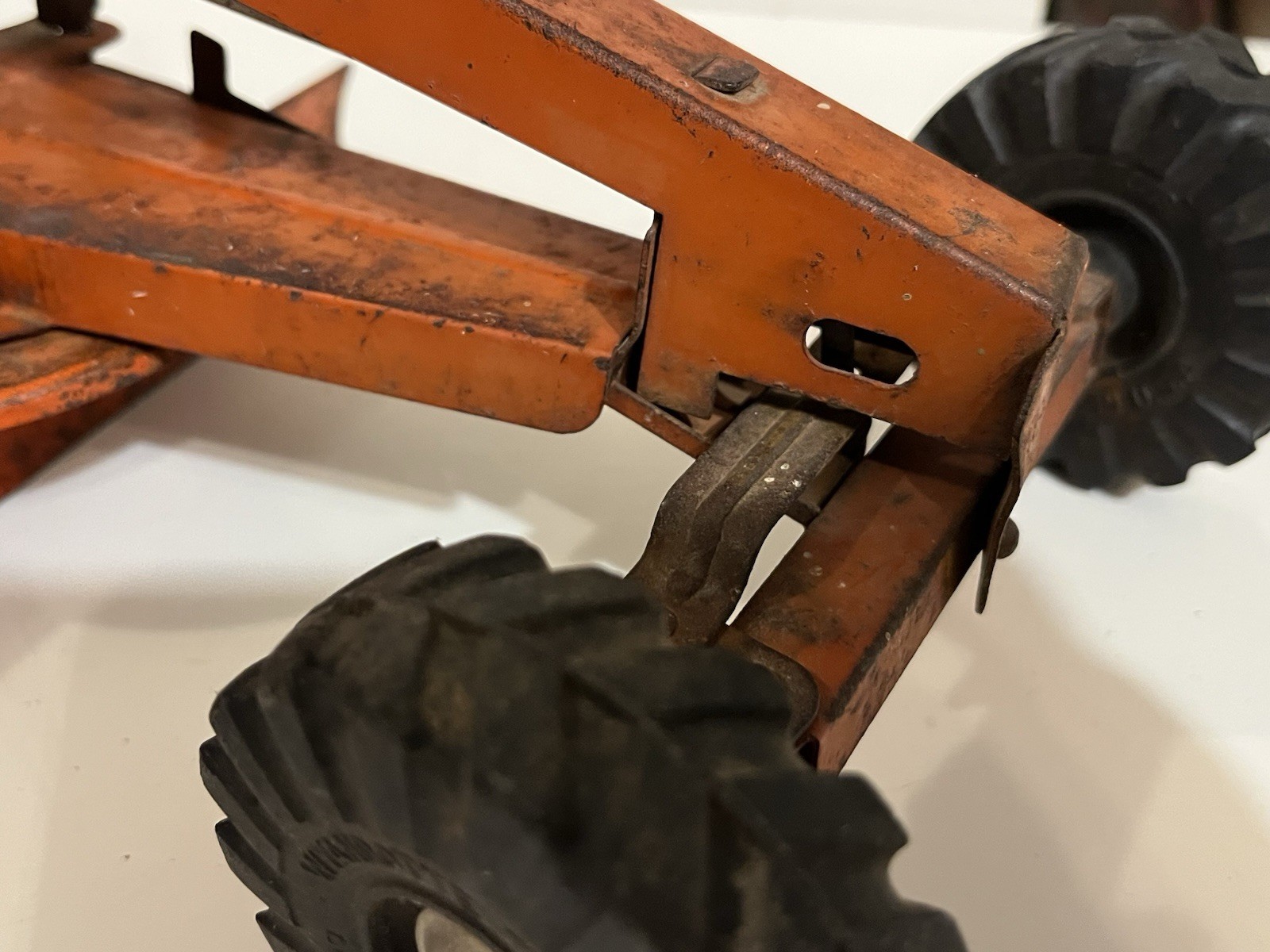 Vintage 1940’s Pressed Steel Wyandotte Power Grader With Original Tires