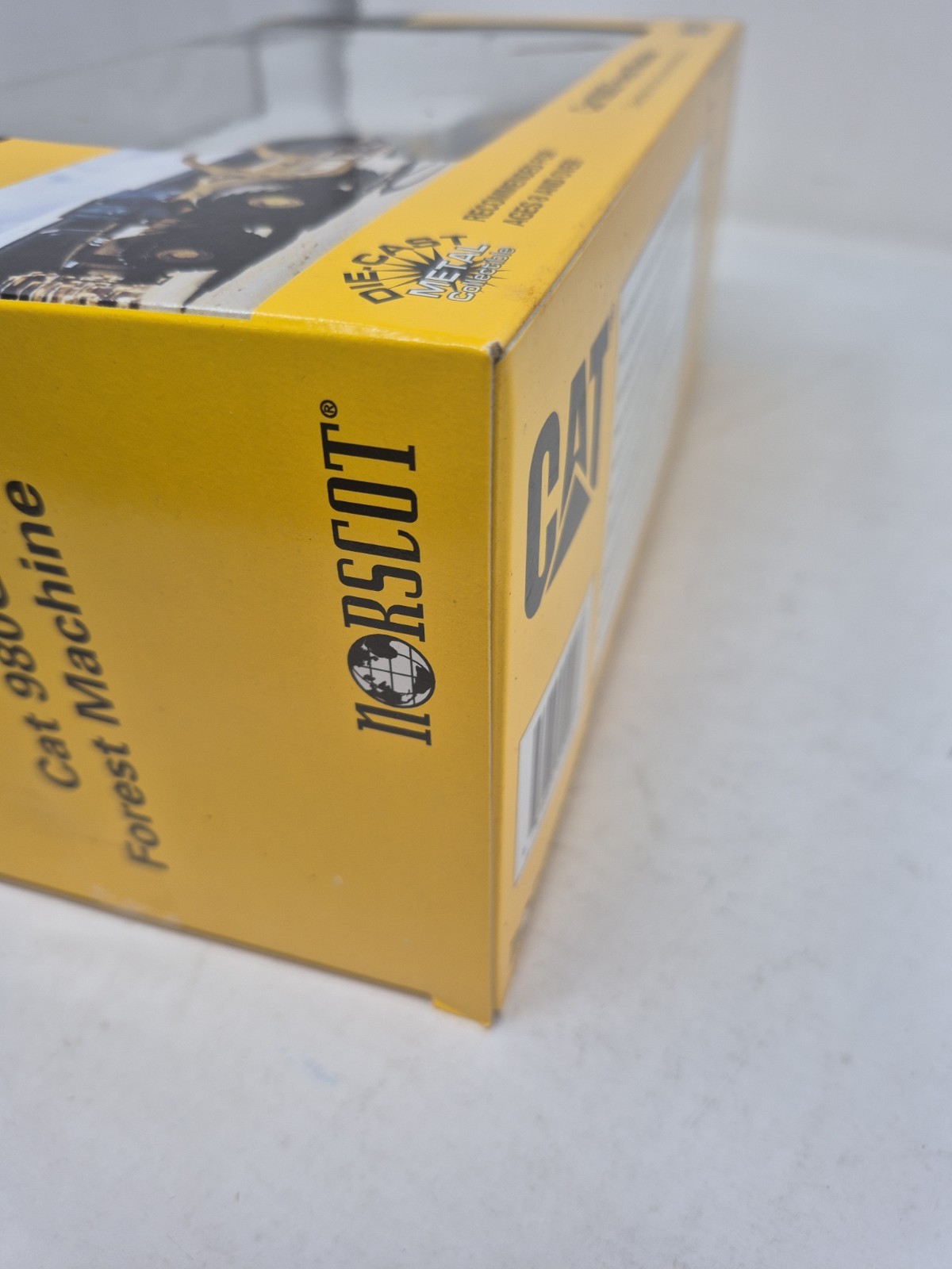 Norscot Cat 980G Forest Machine #55026 Die Cast Model 1:50 New in Box