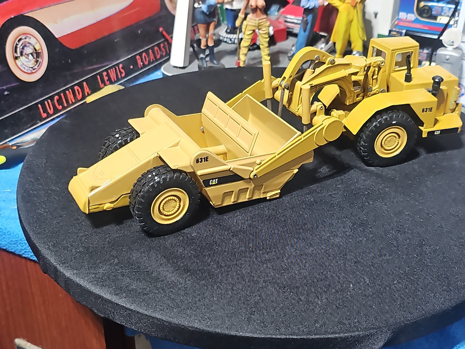 Vintage ERTL 1/50 Caterpillar Wheel Tractor SCRAPER Diecast Metal CAT 631E