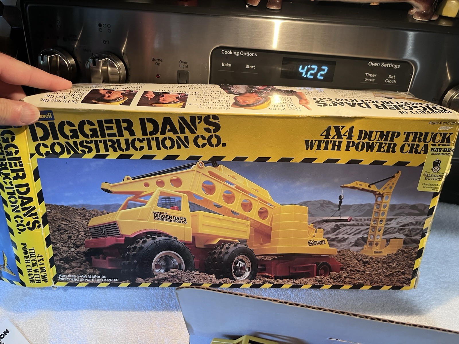 Digger Dan’s Construction 4×4 Dump truck with Power Crane Toy Joustra 1984 Vtg