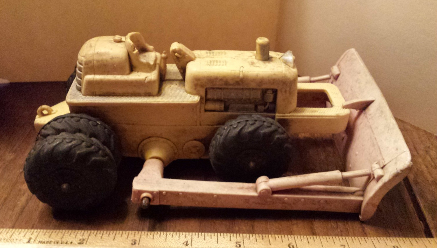 Vintage 8-inch Rubber Yellow Bulldozer Toy -unbranded, 6-tires