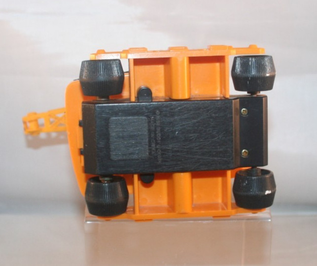 Vintage 1988 Buddy L Power Traxx Orange Crane – *missing scoop*