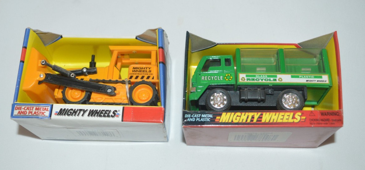 MIGHTY WHEELS MADE BY SOMA – YELLOW BULL DOZER & GREEN RECYCLE TRUCK