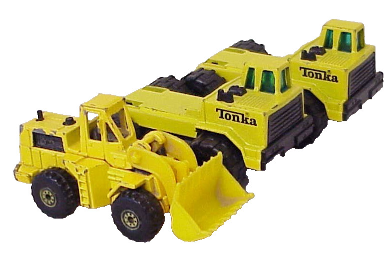 3 VINTAGE TOYS 2 TONKA 1992 TONKA CORP. TRACTORS & 1 HOT WHEELS 1979 TRACTOR