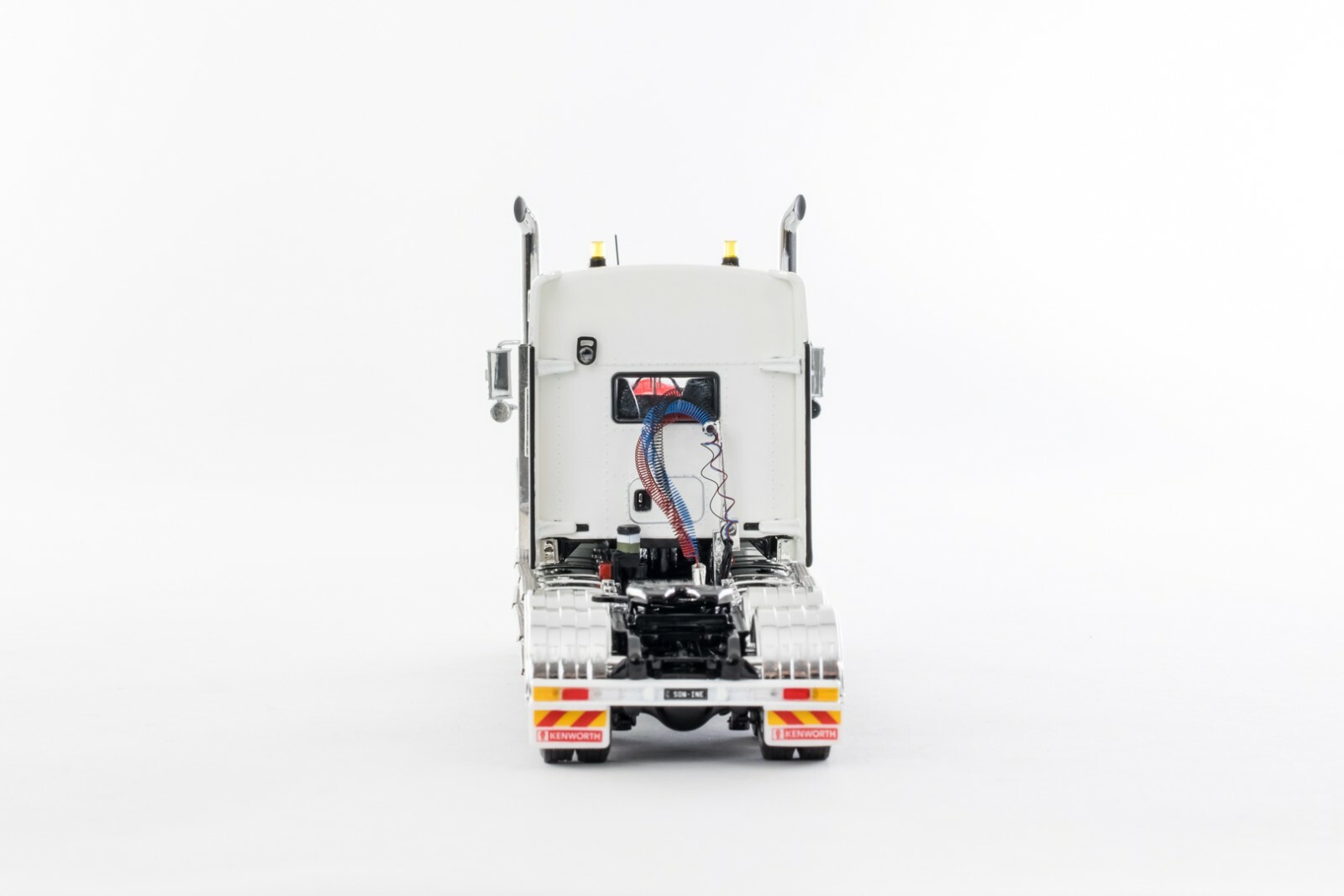 Kenworth C509 Prime Mover Truck – White/Black Drake 1:50 Scale Model #Z01523 New